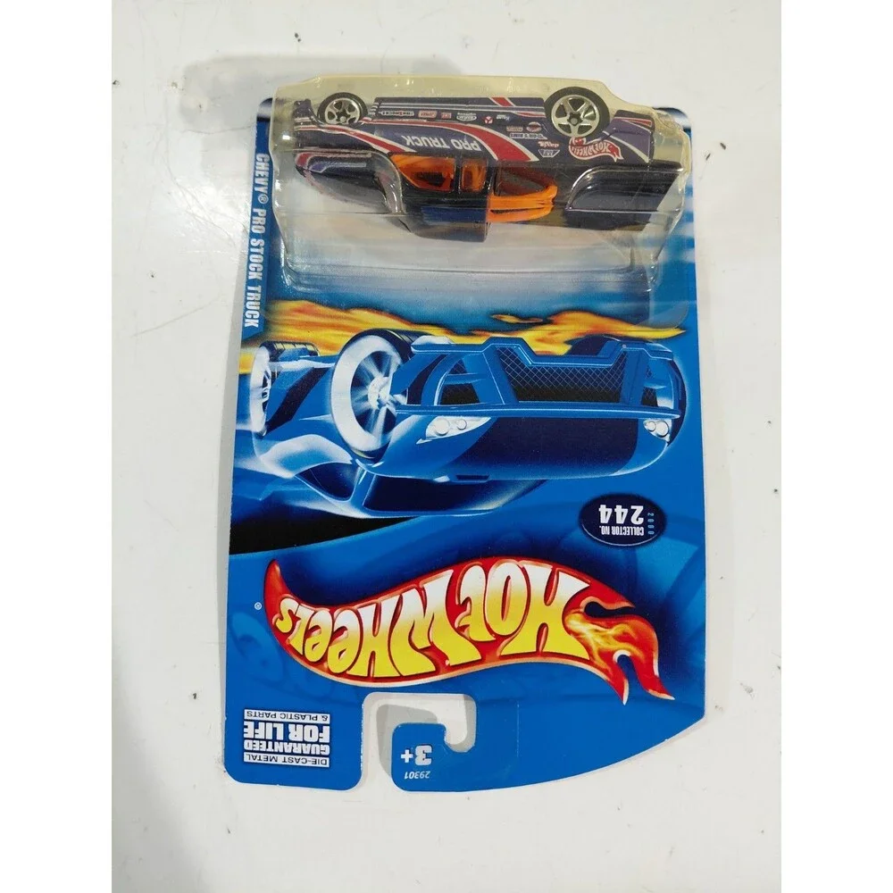 NIP Hot Wheels 2000 Main Line 1:64 Die Cast Chevrolet S10 Pro Stock Truck
